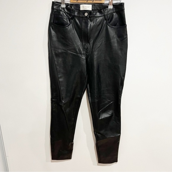 Aritzia Wilfred The Melina™ Slim Pant Vegan Leather - Picture 5 of 12